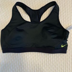Under armour brand new sports bra